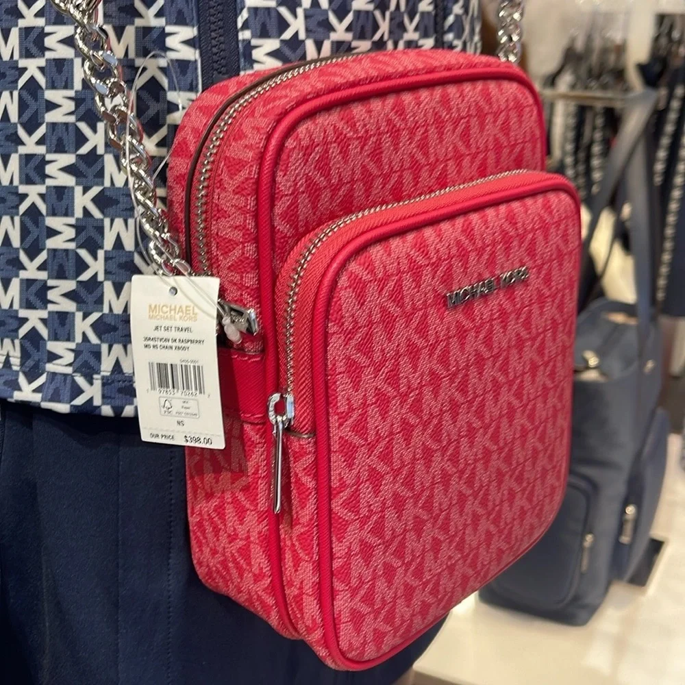 MICHAEL KORS Jet Set Travel Md Signature Logo Crossbody Flight Bag DK RASPBERRY